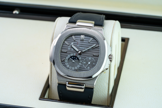 Nautilus_Moonphase_1